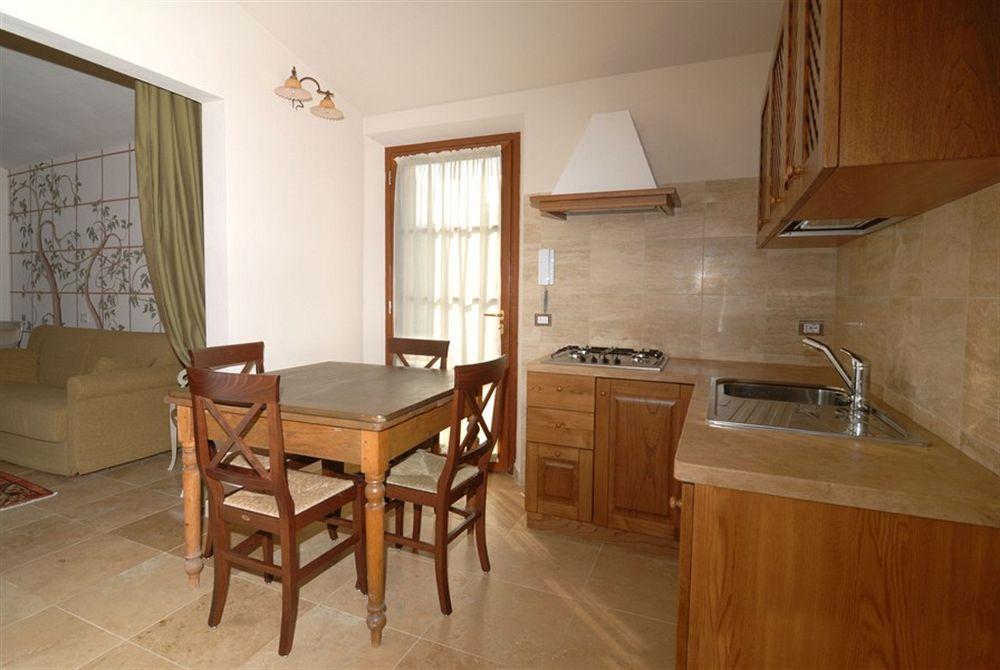 Molino Della Lodola Villa ราโปลาโนแตร์เม ภายนอก รูปภาพ